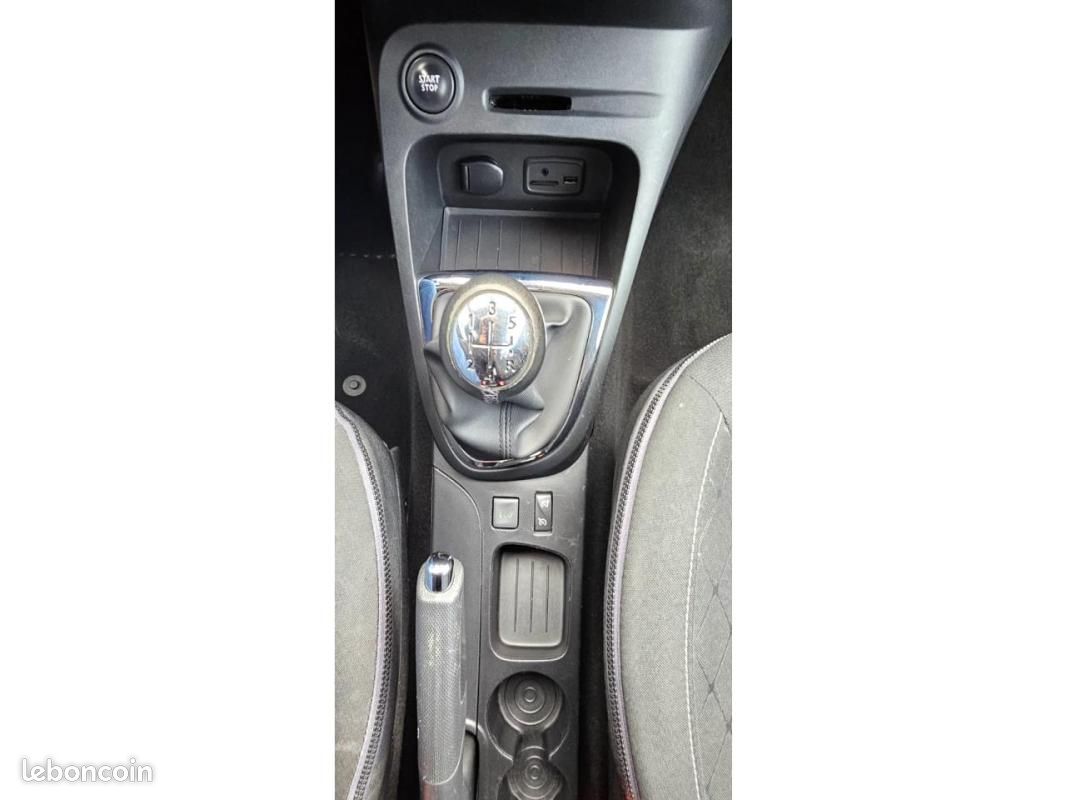 Renault Captur Business 1.5 Energy dCi 90cv (image 8)