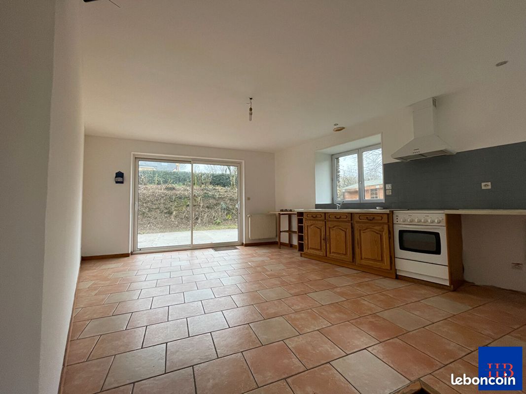 Maison 5 pièces 79 m² · à Cahagnes · 79 m² · 880 €/mois