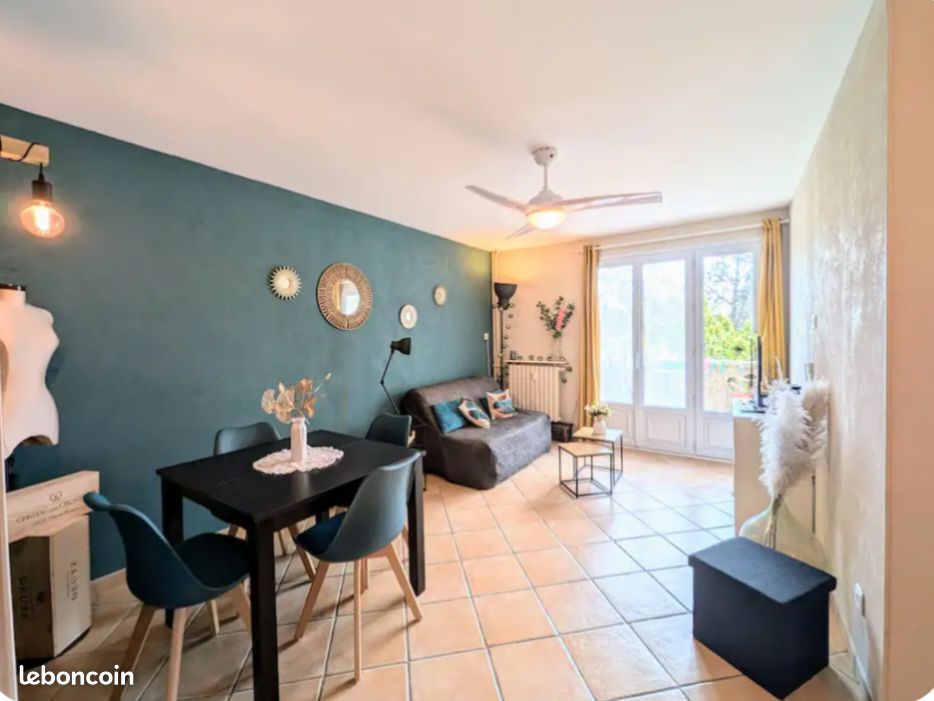 Appartement 4 pièces 67 m² · à Hyères · 67 m² · 1 025 €