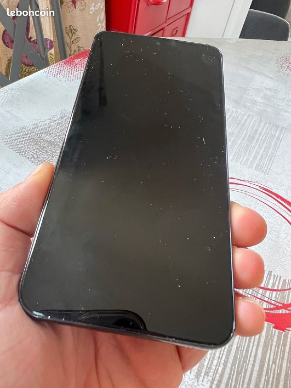 Samsung galaxy s22 (image 1)