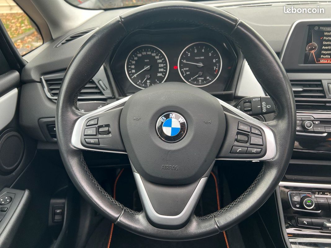 Bmw serie 2 active-tourer 1.5 218 i 136 ch toit pano ouvrant garantie (image 4)