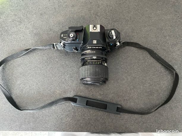 Appareil Photo Argentique Vintage Nikon EM Des Années 80 - Testé Fonctionnel, Japon