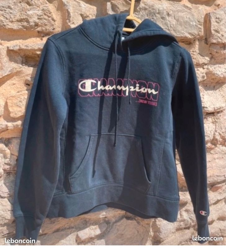 Sweat Champion taille S en très bon état (image 1)