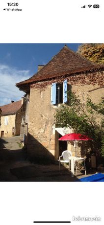Maison Centre Village Cabrerets (46330) Département du LOT. Village touristique sur Chemin de Compostella