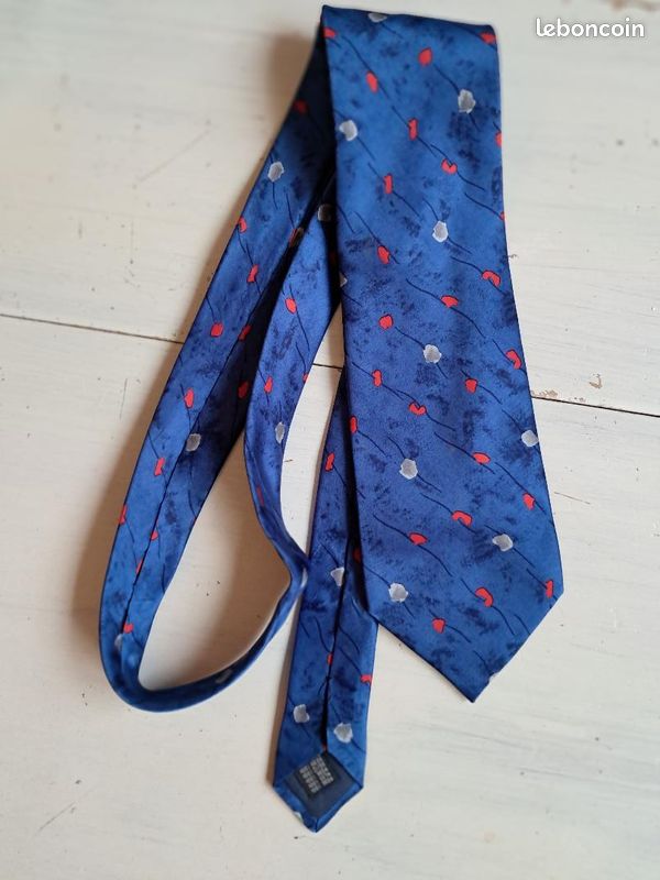 Cravate En Soie Teo Lapidus - Occasion, Style Classique Nouée