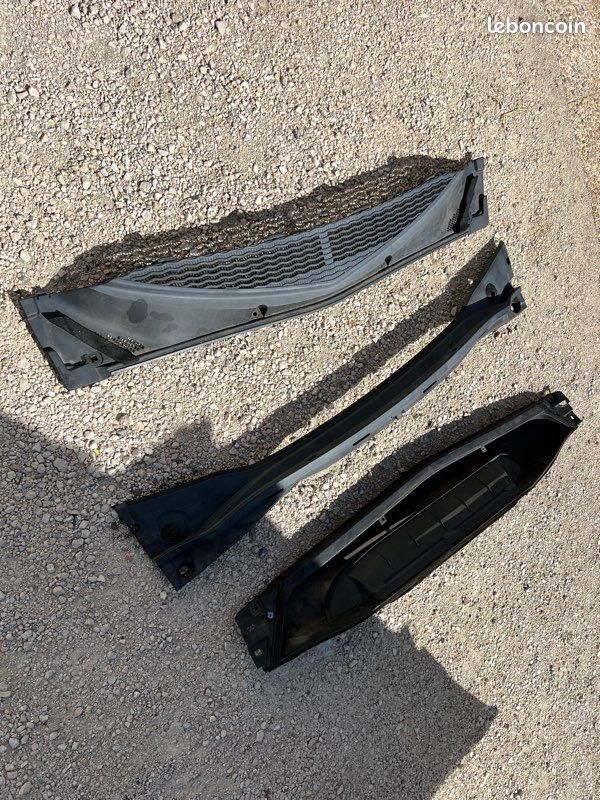 Txouoxt Lot de 2 capuchons en caoutchouc E01650796 pour grille de capot de pare-brise compatibles avec Mazda Miata MX5 Millenia MPV Protege Miata RX7 Txouoxt Lot de 2 capuchons en caoutchouc E01650796 pour grille de capot de pare-brise compatibles avec Mazda Miata MX5 Millenia MPV Protege Miata RX7