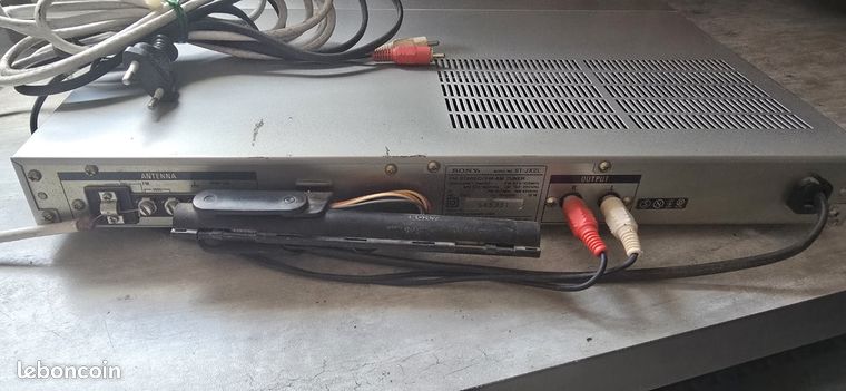 Tuner Sony ST-JX2L – Argenté, Révisé, AM/FM, Très Bon état
