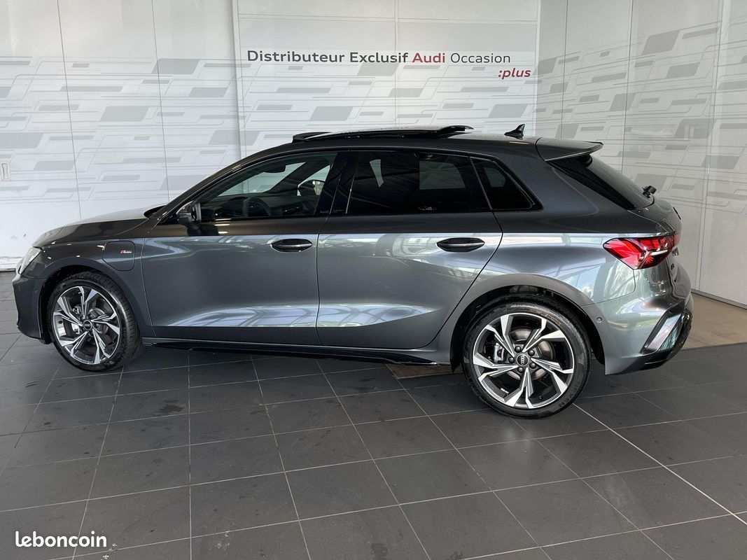AUDI A3 Sportback TFSI e Hybride rechargeable 204 S tronic 6 S line (image 2)