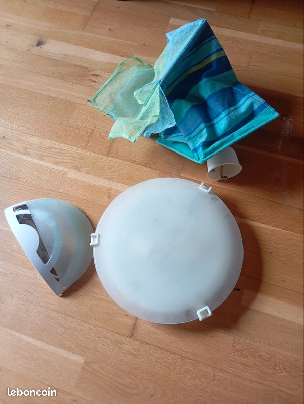 Vends 3 plafonniers (image 1)