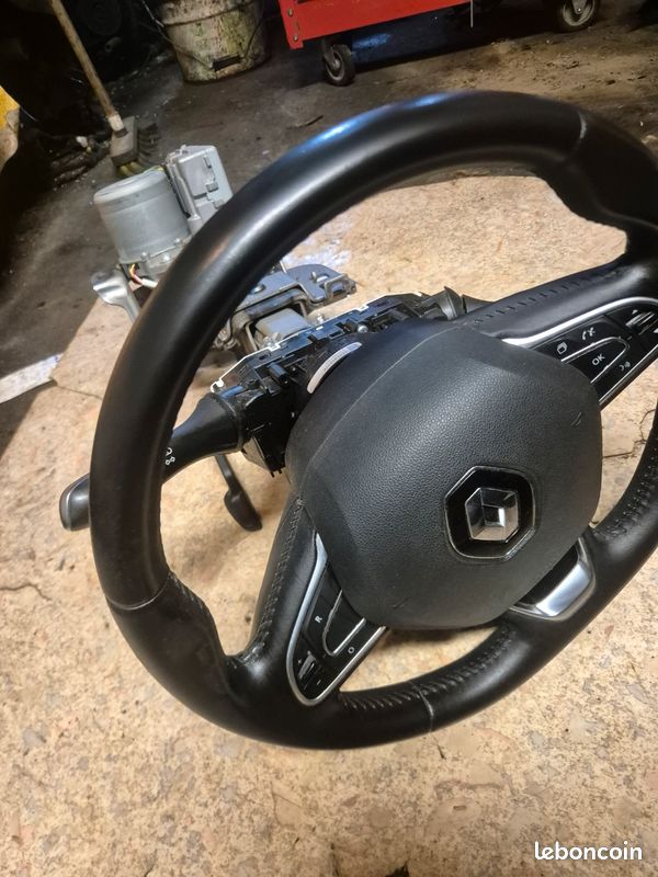 Volant Renault Megane 4 (image 3)