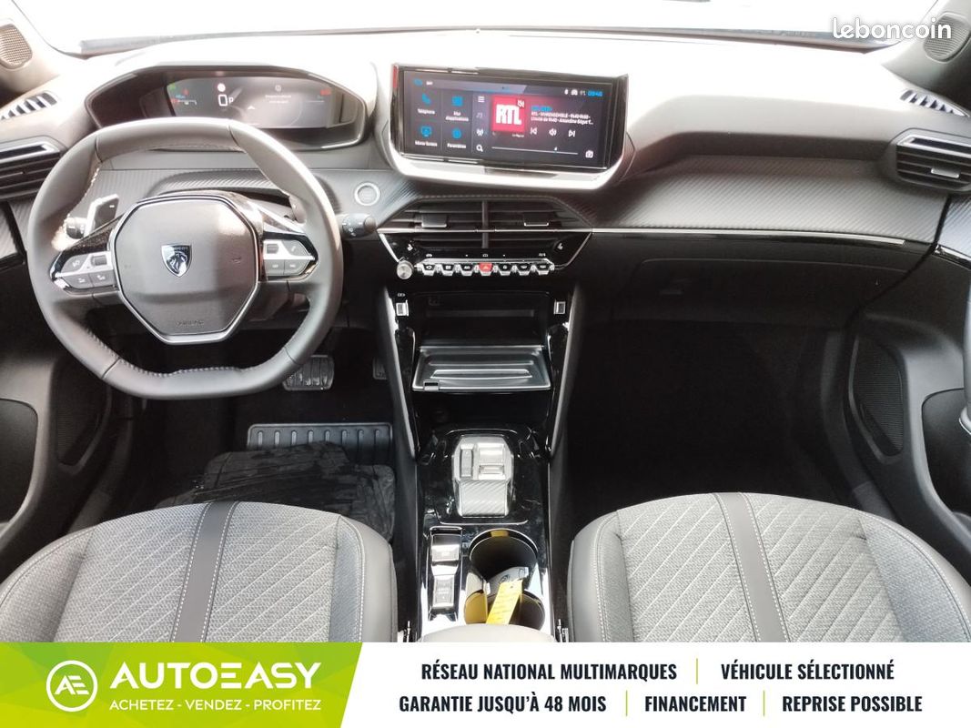 Peugeot 2008 II 1.2 Hybrid 145 E-DCS6 Allure *NEUF (image 17)