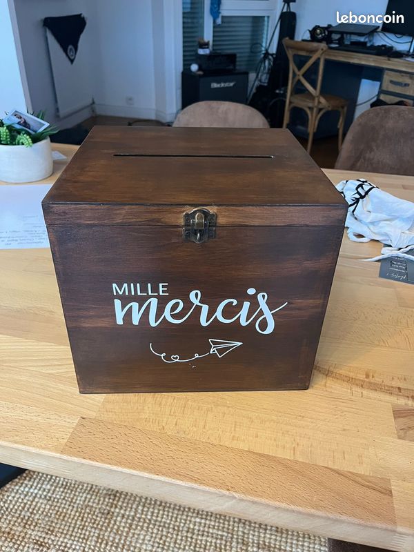 Urne Mariage En Bois LAUBLUST - Boîte Aux Lettres Avec Fente Et Couvercle Arqué - 35 X 25 X 19 Cm Naturelle