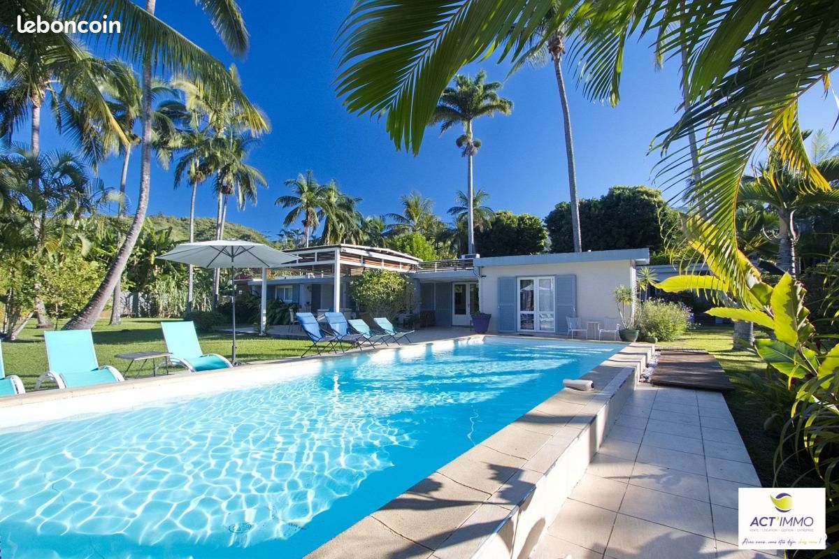 Maison 12 pièces 335 m² · à Entre-Deux · 335 m² · 1 520 000 €