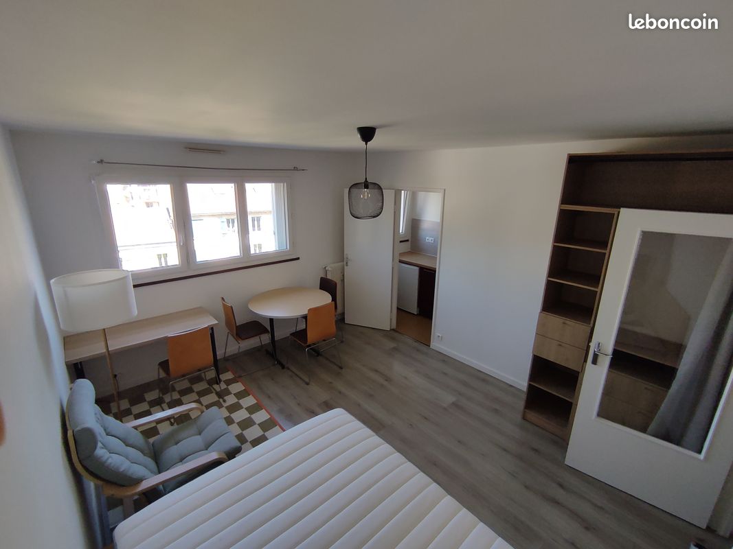 Appartement 1 pièce 25 m² · à Puteaux · 25 m² · 1 090 €/mois