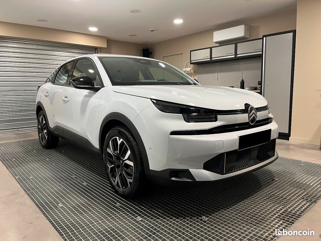 Citroen C4 1.2 HYBRIDE 145 S&S BUSINESS AUTOMATIQUE (image 2)