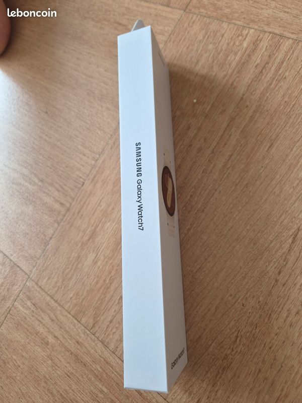 Galaxy Watch 7 40mm 4G, négociable (image 4)