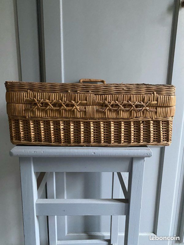 Valise Ancienne En Osier Tressé - XIXe Siècle - Fermetures Métal - Longueur 56 Cm