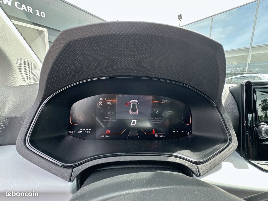 SEAT Arona 1.0 TSI 110 ch Start/Stop BVM6 Copa (image 26)