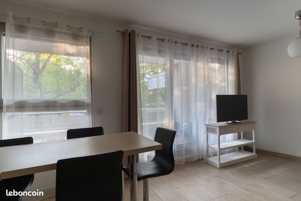 Appartement 1 pièce 37 m² · à Saint-Gratien · 37 m² · 960 €/mois