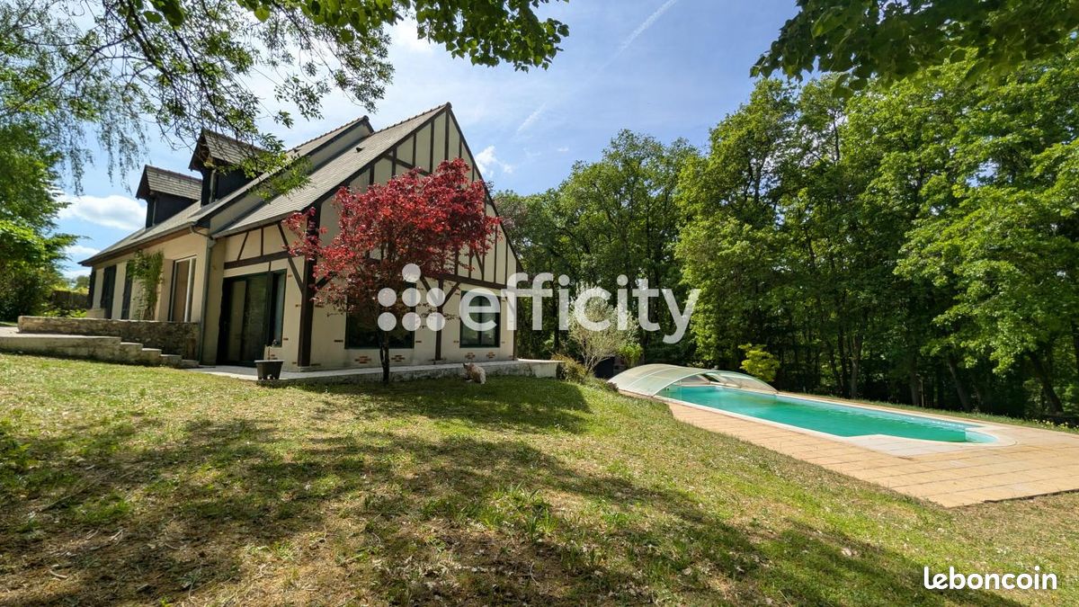 Maison 7 pièces 180 m² · à Rochecorbon · 180 m² · 535 000 €