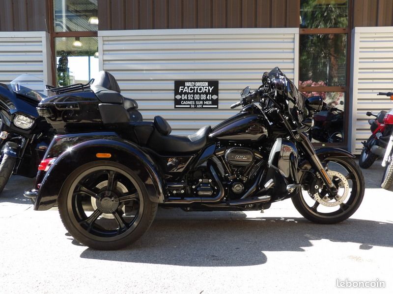 Harley Davidson TRIKE TRI GLIDE 1923 CVO (image 1)