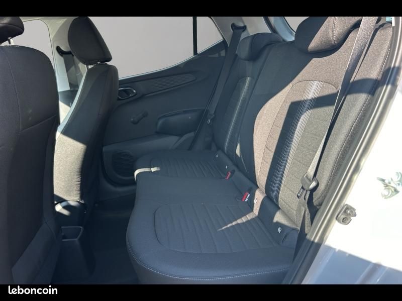Hyundai i10 1.0 63ch ECO Intuitive BVR (image 17)