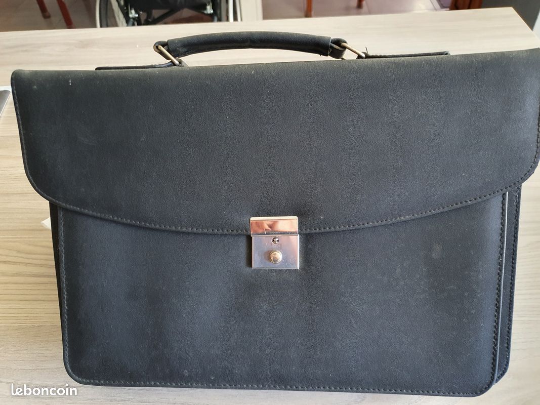 Petit cartable noir avec serrure (image 1)