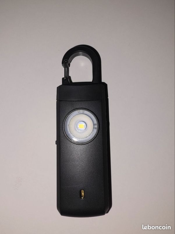 Porte-clés Lampe Torche LED – Avec 2 LEDS De Rechange Et 1144827
