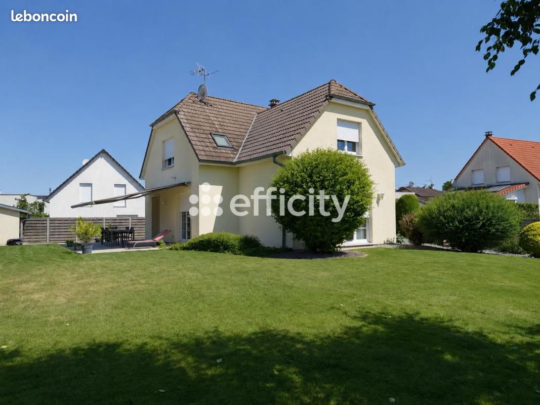 Maison 5 pièces 157 m² · à Bartenheim · 157 m² · 586 500 €