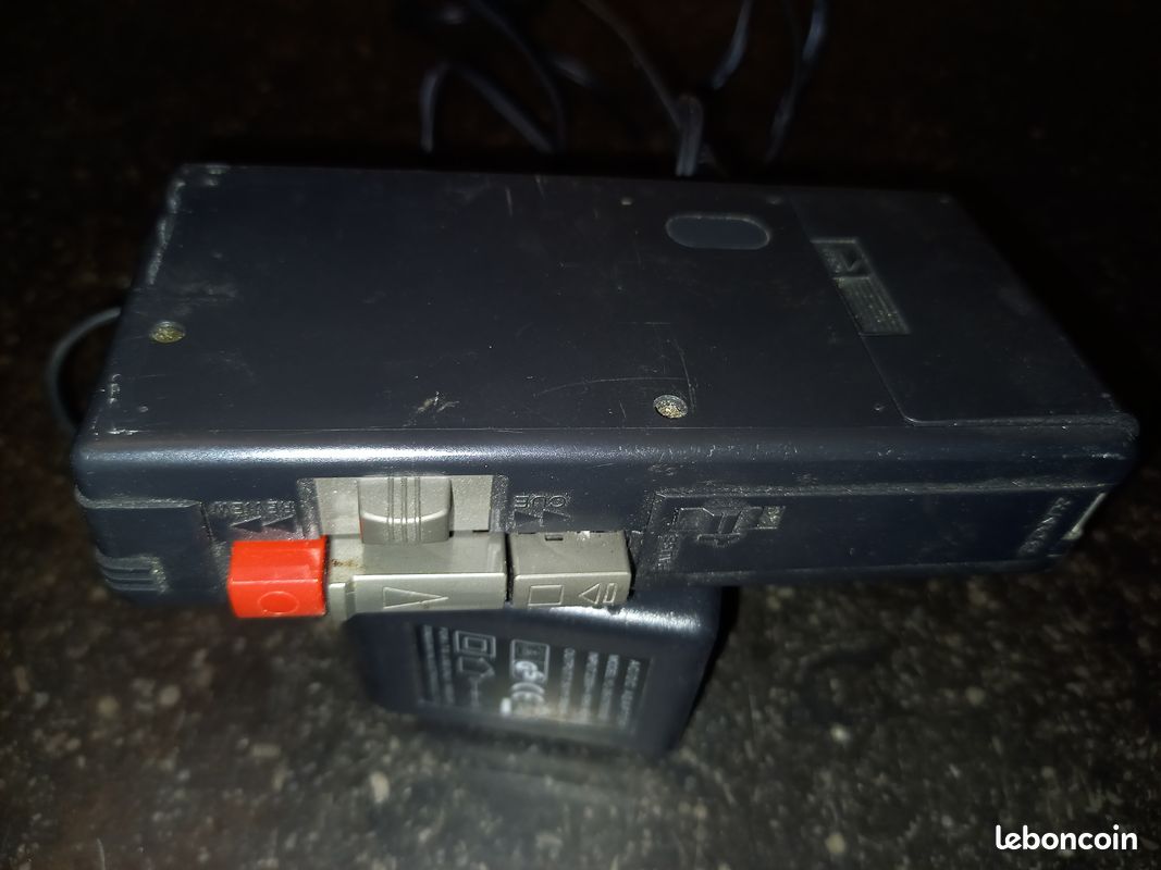 Lot de 2 enregistreurs à microcassettes SONY et PANASONIC (image 2)