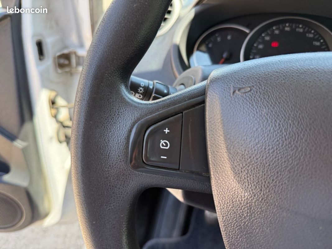 RENAULT KANGOO EXPRESS Compact - Fourgon - L1 1.5 dCi 75 - Extra R-Link - Garantie 12 Mois (image 34)