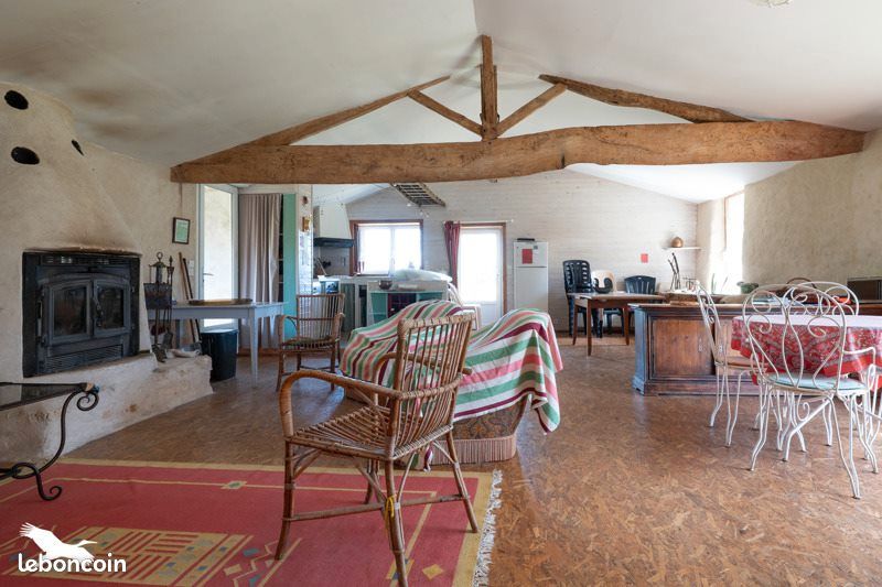 Maison 4 pièces 150 m² · à Saint-Just-Luzac · 150 m² · 244 950 €