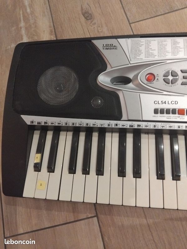 Piano (image 3)