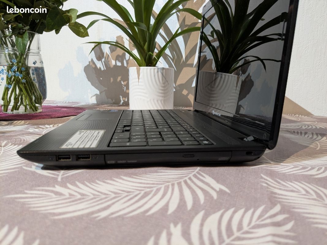 PC Portable Packard Bell Easy Note MT 85 de 15 pouces - Ordinateurs
