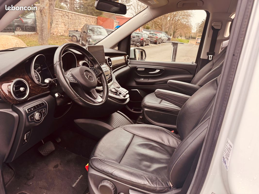Mercedes classe v ii long 250 d avantgarde 9g-tronic 2 toits ouvrants burgmester equipé pmr amovible si necessaire 990 euros sans apport (image 17)
