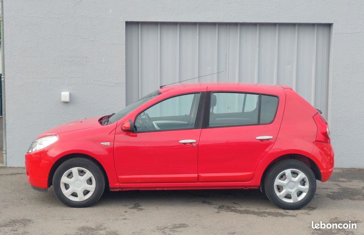 DACIA SANDERO 1.2 16v 75cv Laureate CLIM (image 4)