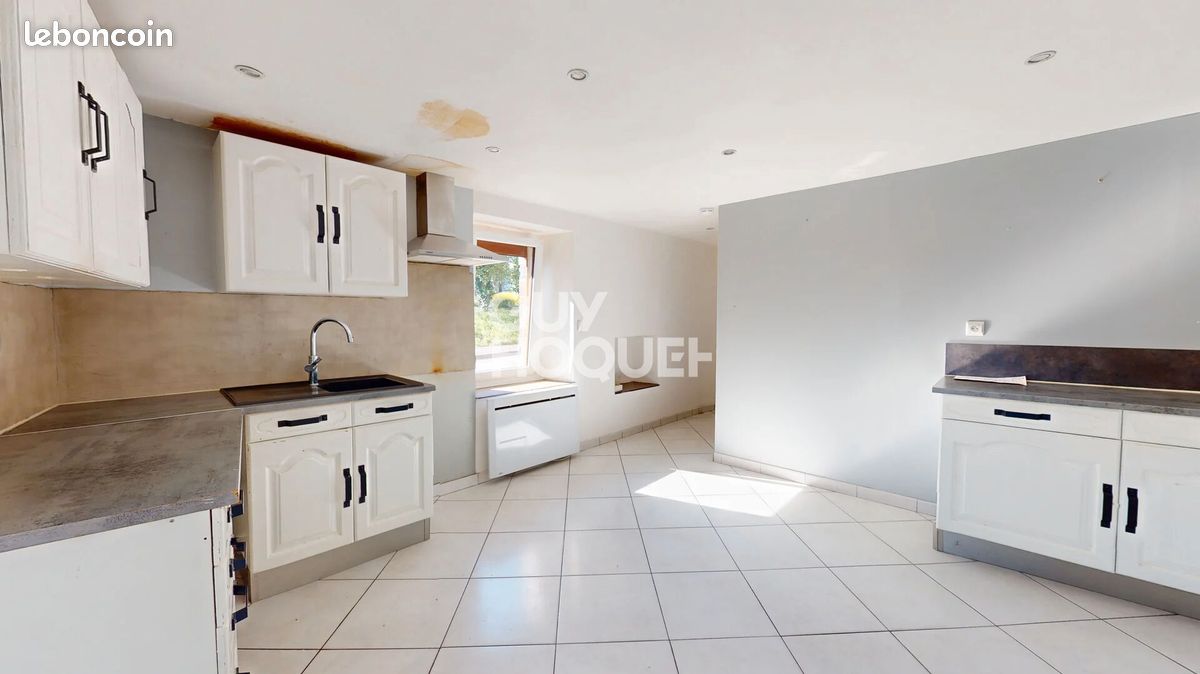Appartement 3 pièces 100 m² · à Noidans-lès-Vesoul · 100 m² · 650 €/mois