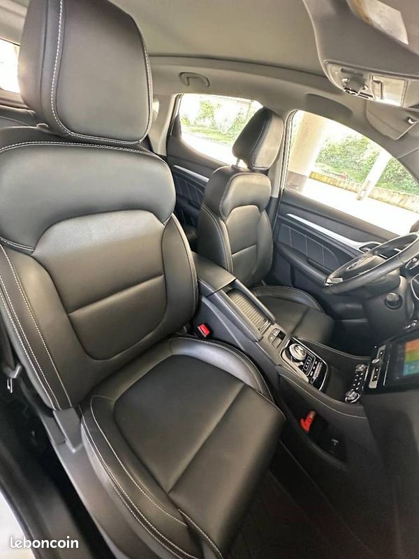 MG ZS EV Luxury 100 % électrique - 1ère main - Toit panoramique - Batterie 88,4% - 2 câbles fournis (image 6)