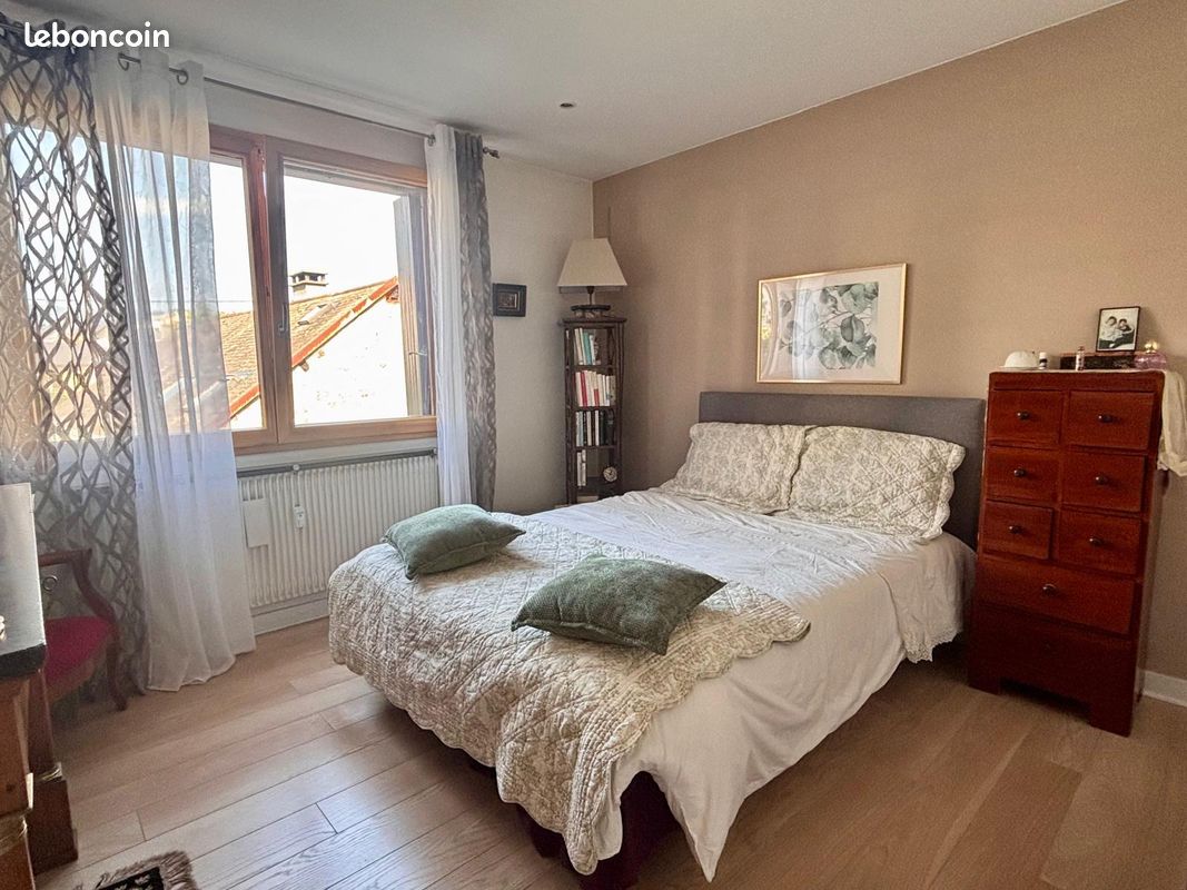 Appartement 3 pièces 69 m² · à Chambéry · 69 m² · 220 000 €