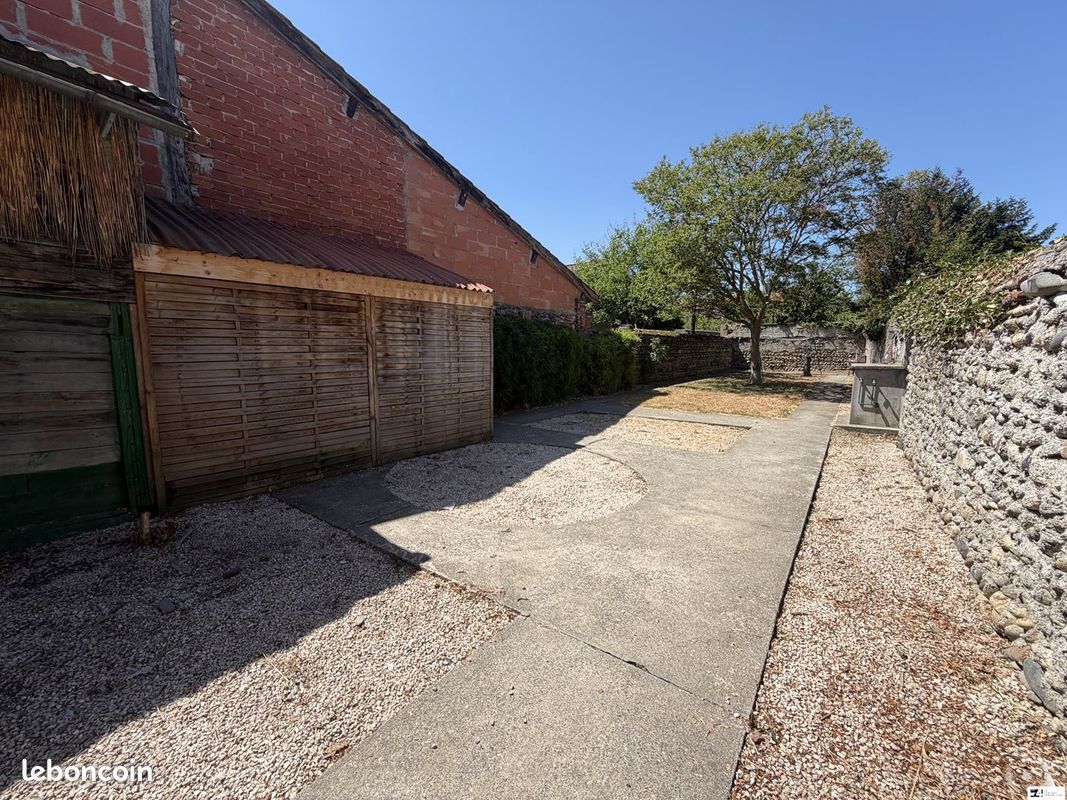 Maison 6 pièces 184 m² · à Cazères · 184 m² · 254 000 €