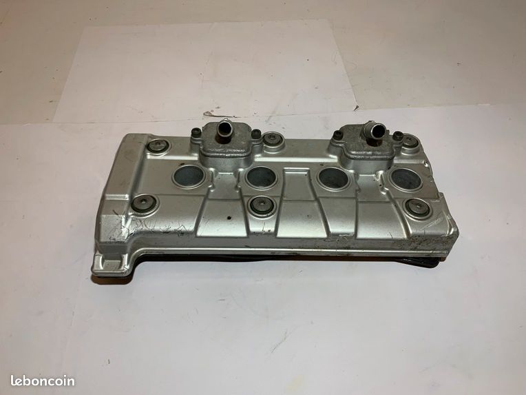 Couvre culasse yamaha fz6 (image 1)