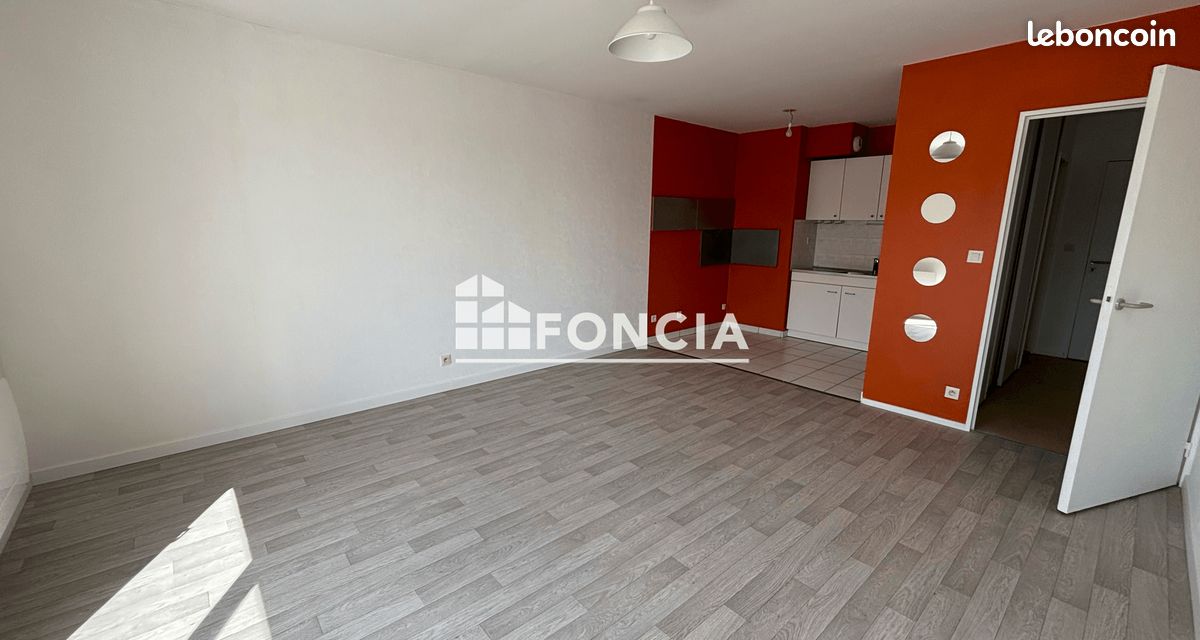 Appartement 2 pièces 43 m² · à La Riche · 43 m² · 601 €/mois