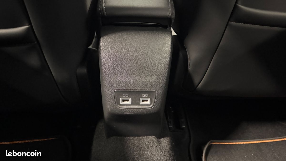 PEUGEOT 2008 GENERATION-I 1.2 PURETECH 130ch ALLURE START-STOP - ATTELAGE - CARPLAY (image 22)