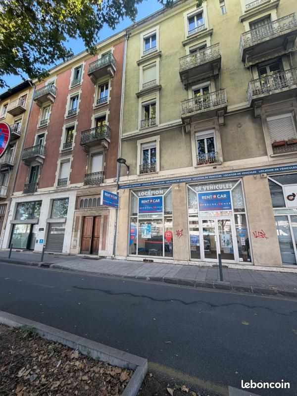 Appartement 2 pièces 47 m² · à Grenoble · 47 m² · 119 000 €