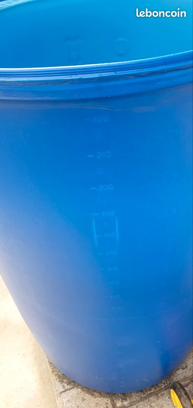 Fût bidon 220L (image 2)