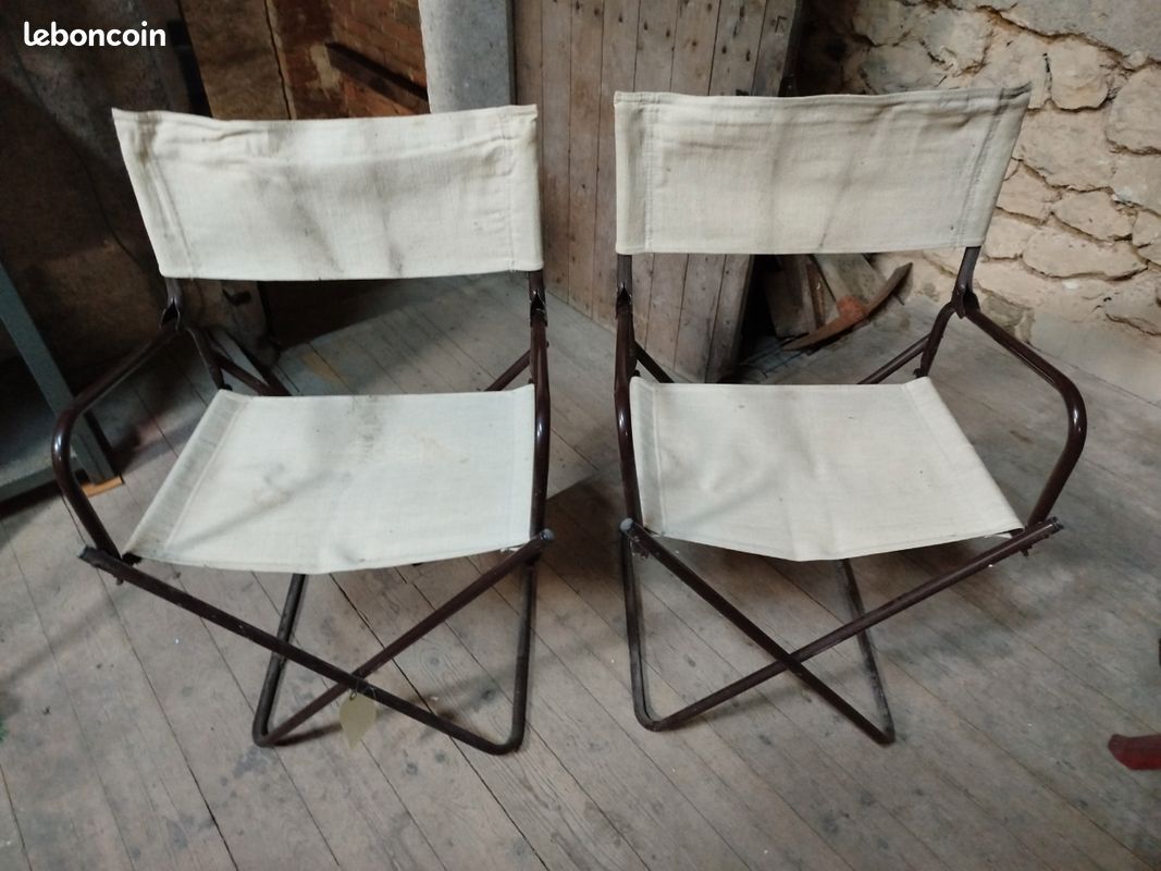 2 Chaises Longues Pliantes Vintage – Métal Et Plastique Rouge – Pour Camping, Jardin, Journées Au Soleil – Bon état