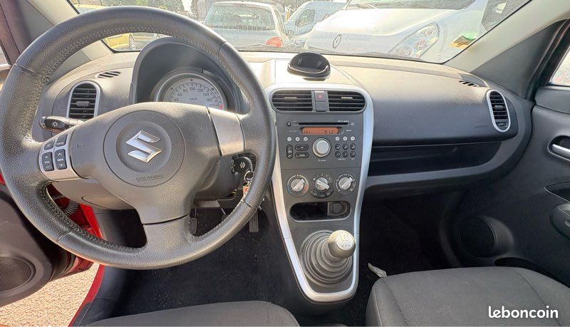 Suzuki Splash (image 4)