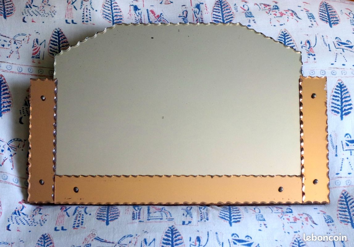 Miroir Ancien 1 à bords taillés (image 1)
