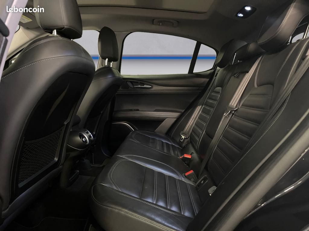 ALFA ROMEO STELVIO 2.2 D - 210 - BVA Lusso Q4 (image 17)