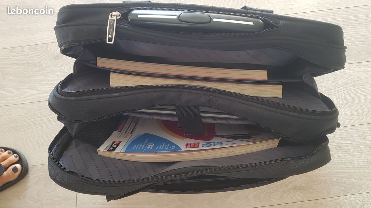 Cartable à roulettes (image 3)